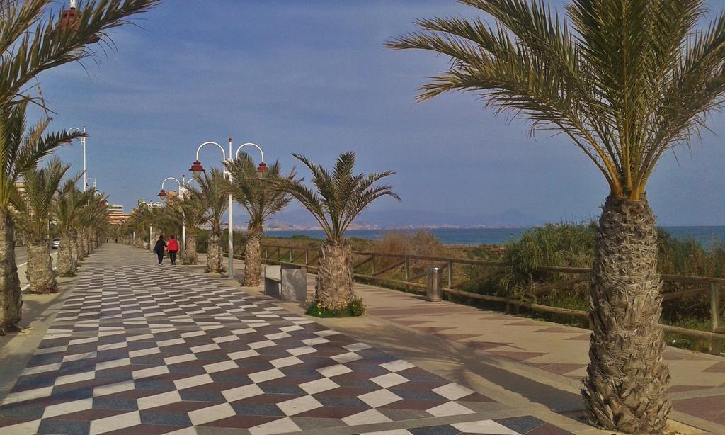 Апартаменти Apartament Playa Arenales Ареналес-дель-Соль Екстер'єр фото